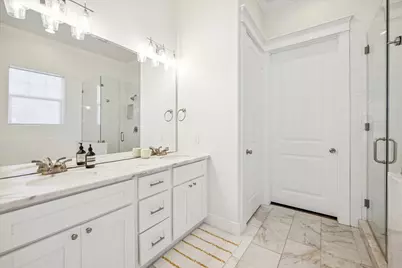 304 Walton Street, Houston, TX 77009 - Photo 17