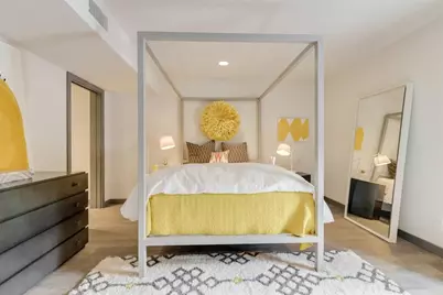 1410 Hyde Park Boulevard #101, Houston, TX 77006 - Photo 13