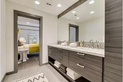 1410 Hyde Park Boulevard #101, Houston, TX 77006 - Photo 17