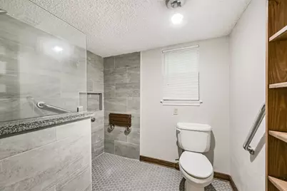 410 Riverside Drive, Alvin, TX 77511 - Photo 21