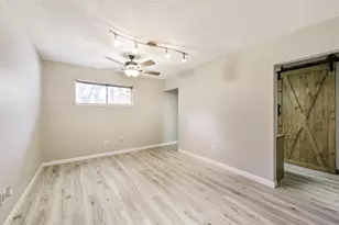 410 Riverside Dr, Alvin, TX 77511 - Photo 21