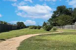 5817 Village Grove Dr, Pearland, TX 77581 - Photo 49
