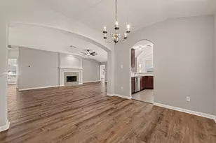 5817 Village Grove Dr, Pearland, TX 77581 - Photo 15