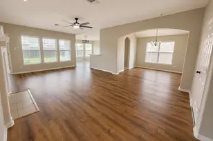 5817 Village Grove Dr, Pearland, TX 77581 - Photo 17