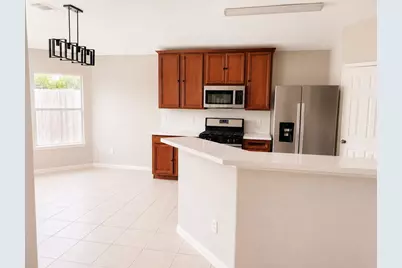 5817 Village Grove Drive, Pearland, TX 77581 - Photo 5