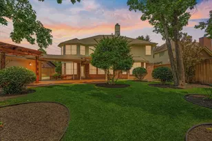 19309 Dianeshire Dr, Spring, TX 77388 - Photo 5