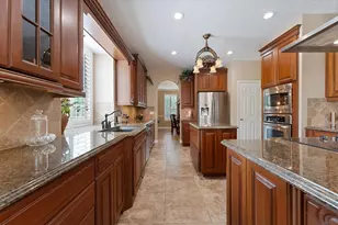 19309 Dianeshire Dr, Spring, TX 77388 - Photo 9