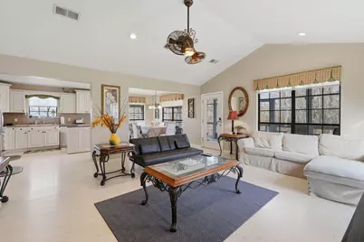 360 S Lakeside Drive, Huntsville, TX 77320 - Photo 17