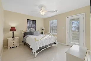 360 S Lakeside Dr, Huntsville, TX 77320 - Photo 27