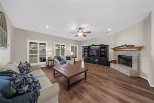 3811 Doveswood Cir, Needville, TX 77461 - Photo 11