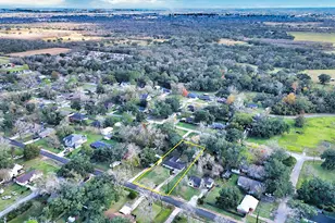 906 Avenue A, Sweeny, TX 77480 - Photo 17