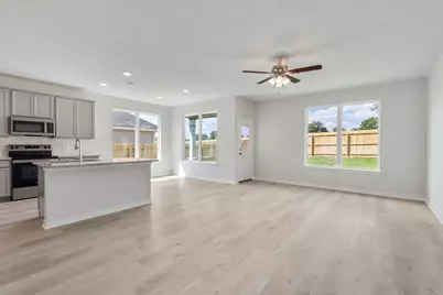 611 Rockbridge Drive, Huntsville, TX 77340 - Photo 11