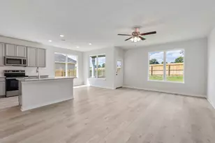 611 Rockbridge Dr, Huntsville, TX 77340 - Photo 11