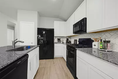 5325 Basquiat Drive, Houston, TX 77048 - Photo 7