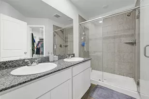 5325 Basquiat Dr, Houston, TX 77048 - Photo 15