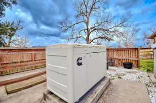 849 Mill Rd, Angleton, TX 77515 - Photo 9