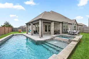 13126 Chateau Landing Dr, Texas City, TX 77568 - Photo 35