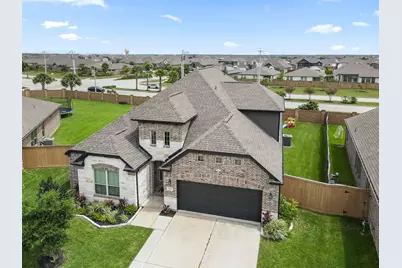 13126 Chateau Landing Drive, Texas City, TX 77568 - Photo 3