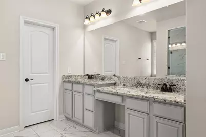 13126 Chateau Landing Drive, Texas City, TX 77568 - Photo 17