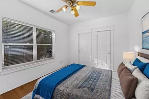 205 Riley Ln, Houston, TX 77003 - Photo 7