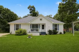 65 Cauthen Dr, Huntsville, TX 77320 - Photo 1