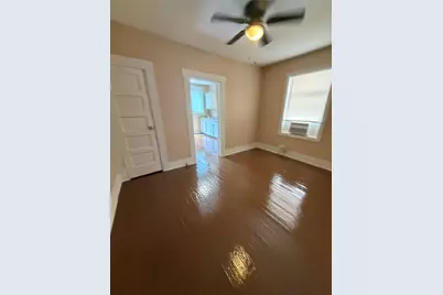7016 Avenue F #2, Houston, TX 77011 - Photo 5