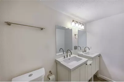 2120 Wilcrest Drive #226, Houston, TX 77042 - Photo 35