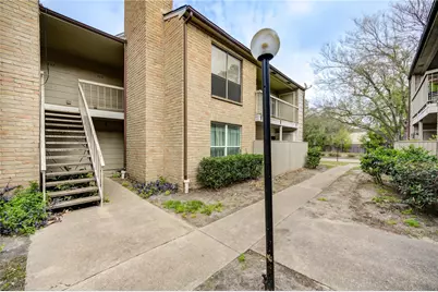 2120 Wilcrest Drive #226, Houston, TX 77042 - Photo 5