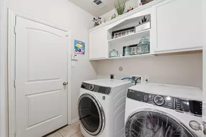 3126 Westwood Manor Lane, Houston, TX 77047 - Photo 17