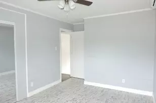 2227 10th St, Port Neches, TX 77651 - Photo 25