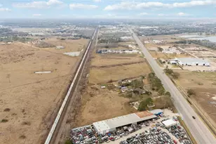 4260 E Hwy 6 Hwy, Alvin, TX 77511 - Photo 11