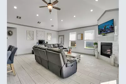 14323 Blanco Drive, Baytown, TX 77523 - Photo 17