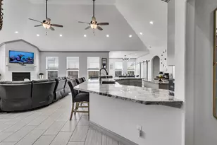 14323 Blanco Dr, Baytown, TX 77523 - Photo 13