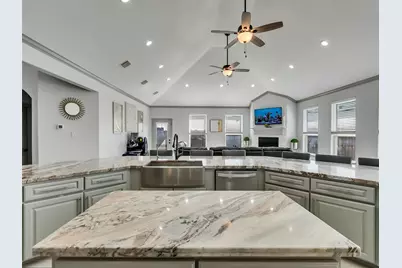 14323 Blanco Drive, Baytown, TX 77523 - Photo 25