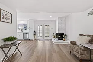 724 Country Pl Dr, Houston, TX 77079 - Photo 7