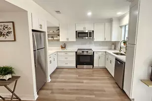 724 Country Pl Dr, Houston, TX 77079 - Photo 11