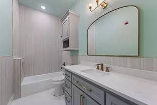 22807 Cuadro St, Galveston, TX 77554 - Photo 19