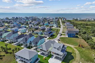 22807 Cuadro St, Galveston, TX 77554 - Photo 31