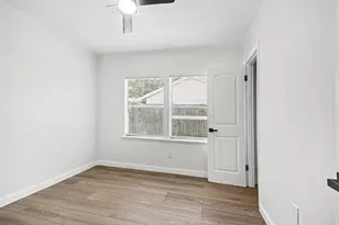 3009 Rust Ave, Texas City, TX 77590 - Photo 17