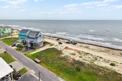 2790 Tradewind Drive, Crystal Beach, TX 77650 - Photo 3