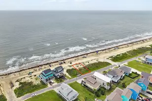 2790 Tradewind Dr, Crystal Beach, TX 77650 - Photo 1