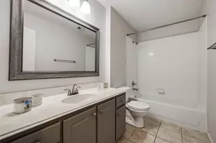 1304 Robin St, Houston, TX 77019 - Photo 23