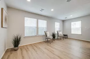 1304 Robin St, Houston, TX 77019 - Photo 5