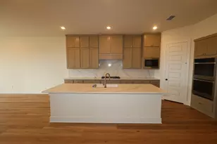 19714 Centennial Pk Ln, Cypress, TX 77433 - Photo 3