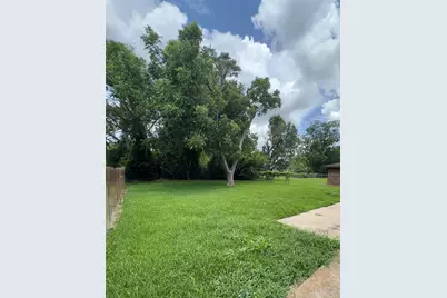 3414 Elinor Street, Beaumont, TX 77705 - Photo 11