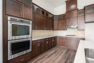 6413 N Ridgecrest Dr, Hitchcock, TX 77563 - Photo 7