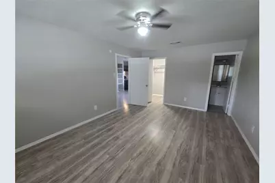 3453 W Highway 6 #1, Alvin, TX 77511 - Photo 7