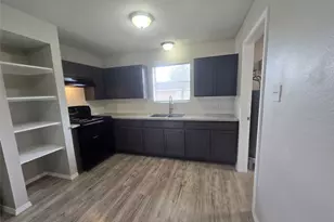 3453 W Hwy 6, Alvin, TX 77511 - Photo 5