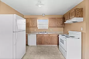 2200 Peach Ave, Bay City, TX 77414 - Photo 9