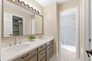 7 Deer Lake Ct, The Woodlands, TX 77381 - Photo 27